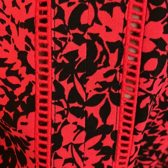 MICHAEL Michael Kors Red/Black Long Sleeve Blouse - Picture 5 of 5